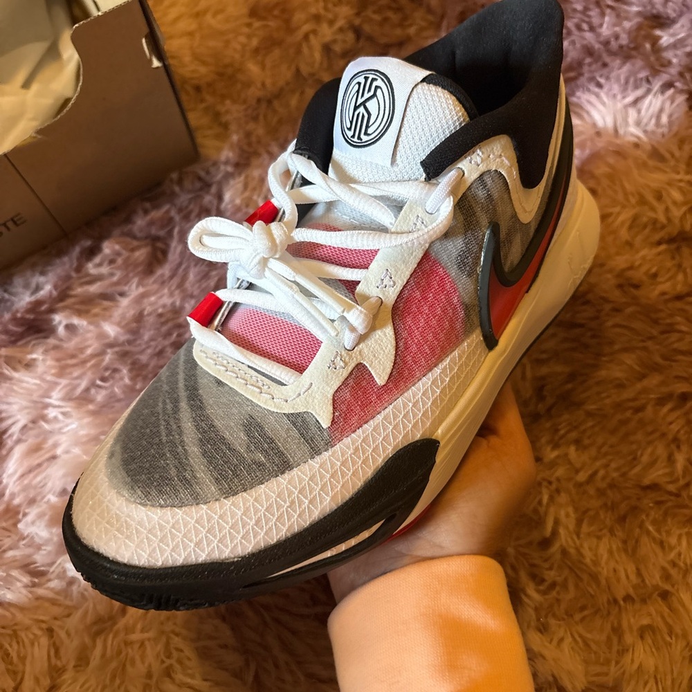 Nike White and Red Basketball Shoes